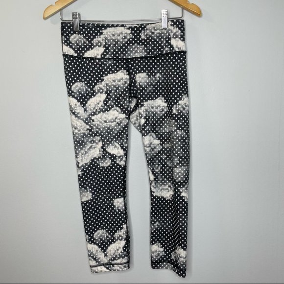 Lululemon Wunder Under Crop Dottie Dream - Picture 1 of 8